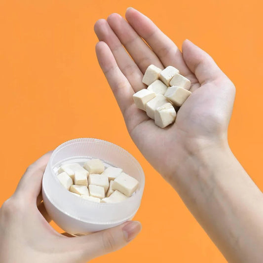 Michu Interactive Cat Treat Dispenser Tumbler Toy - Fun and Rewarding Playtime for Your Feline Friend